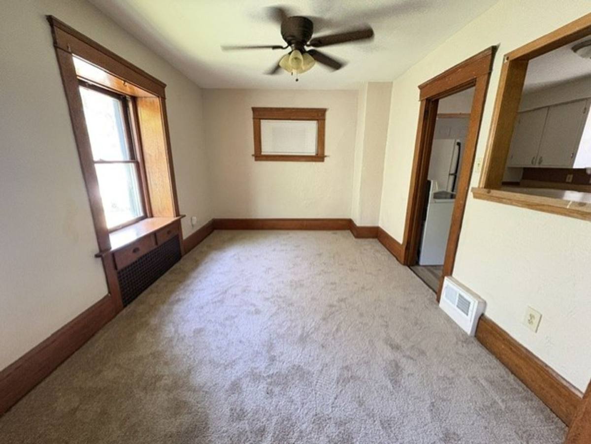 House for rent at 1005 Florida Ave, Akron, OH 44314