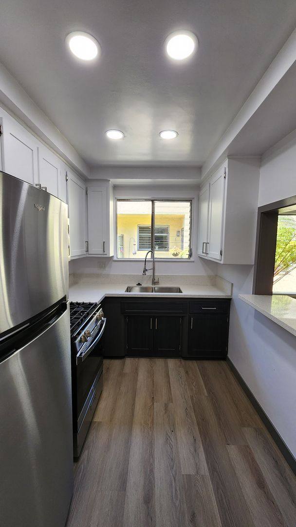 Apartment for rent at 1031-1037 N Ogden Dr, Los Angeles, CA 90046