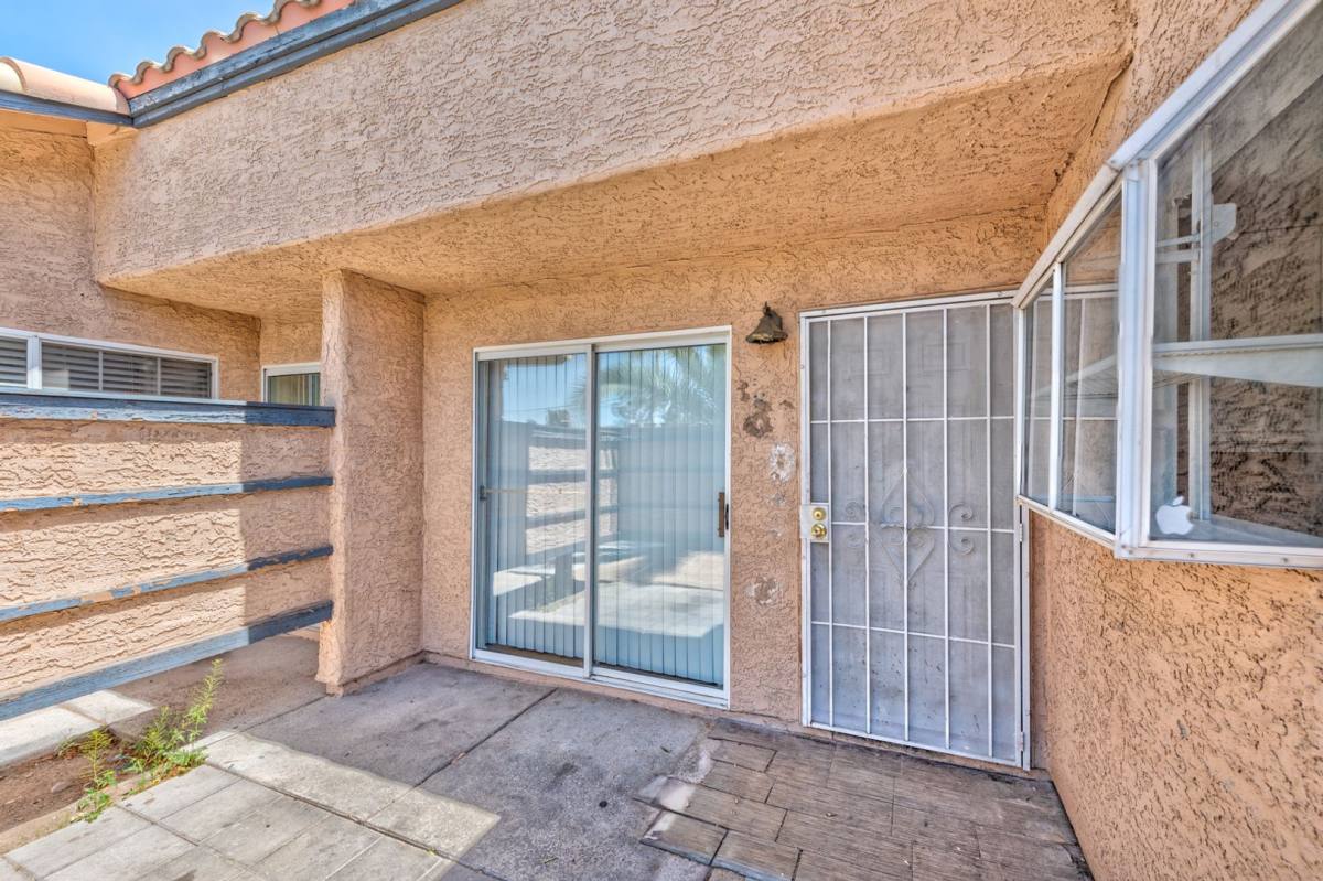 Townhouse for rent at 277 N Lamb Blvd, Las Vegas, NV 89110