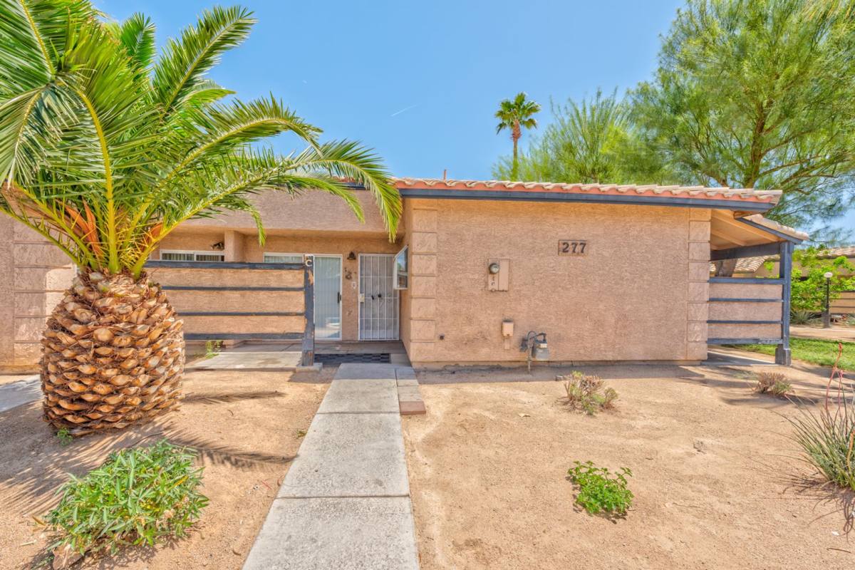 Townhouse for rent at 277 N Lamb Blvd, Las Vegas, NV 89110