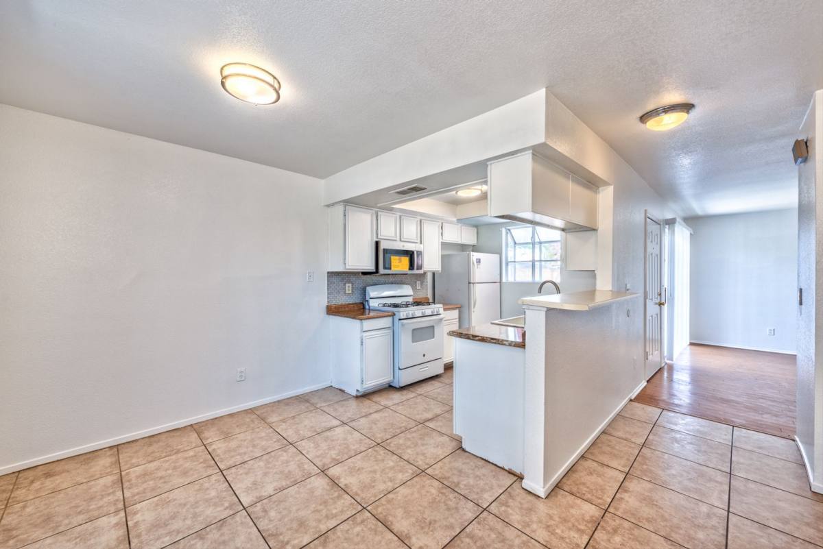 Townhouse for rent at 277 N Lamb Blvd, Las Vegas, NV 89110