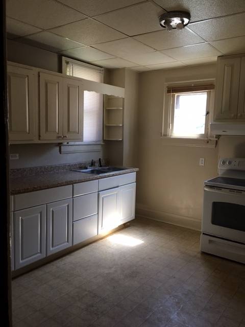 House for rent at 813 1 2 Grant St, Charleston, WV 25302