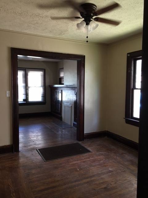 House for rent at 813 1 2 Grant St, Charleston, WV 25302