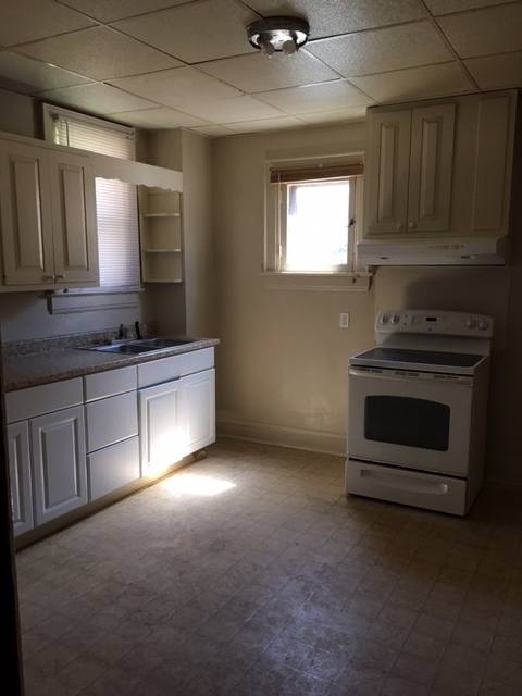 House for rent at 813 1 2 Grant St, Charleston, WV 25302
