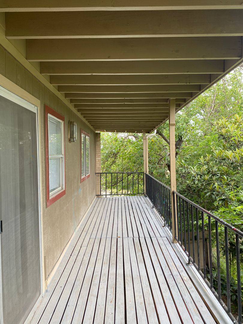 Apartment for rent at 322 Recoleta #201, San Antonio, TX 78216