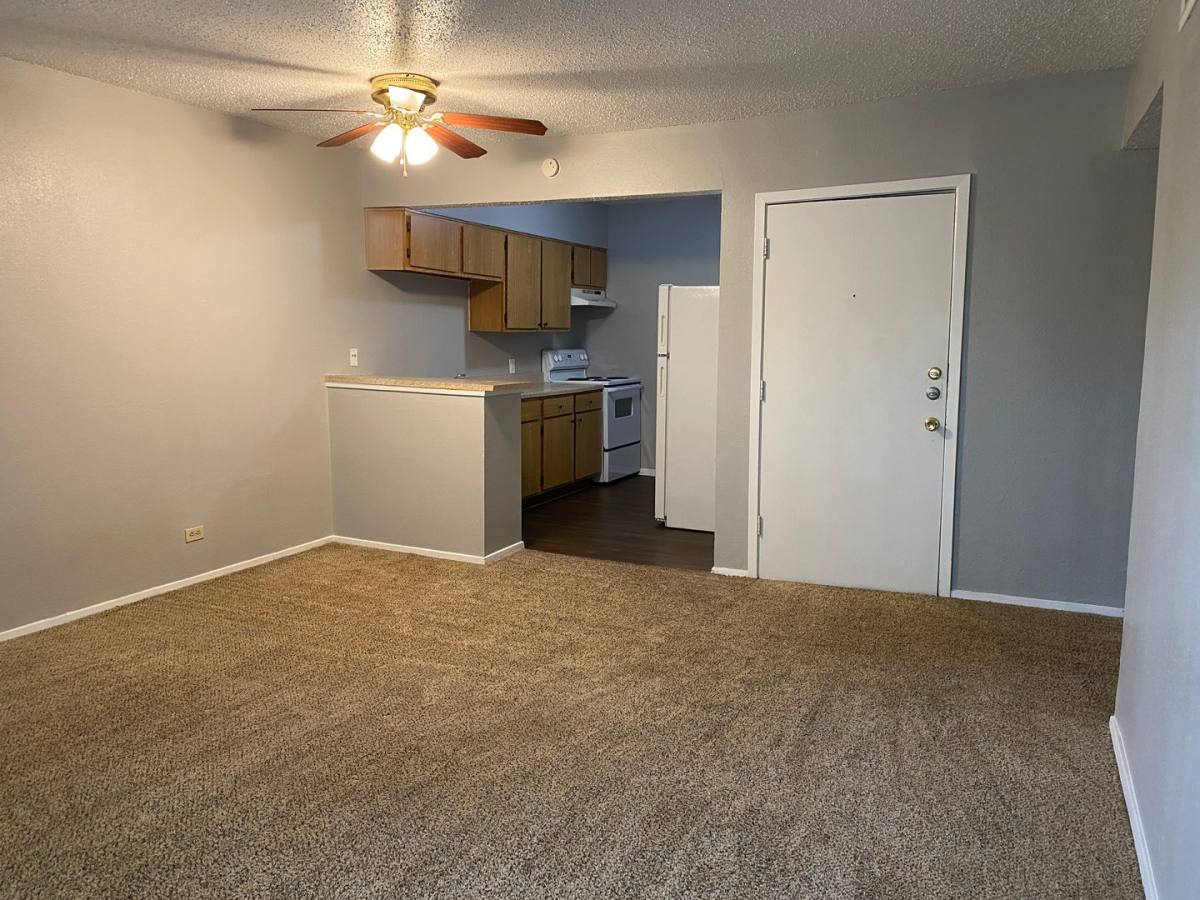 Apartment for rent at 322 Recoleta #201, San Antonio, TX 78216