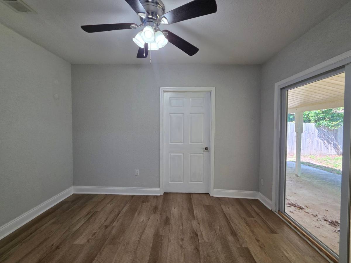 House for rent at 109 Reed Rd, Pensacola, FL 32507
