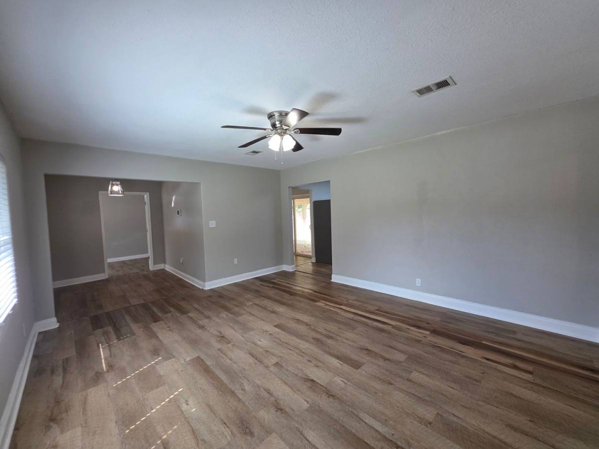 House for rent at 109 Reed Rd, Pensacola, FL 32507