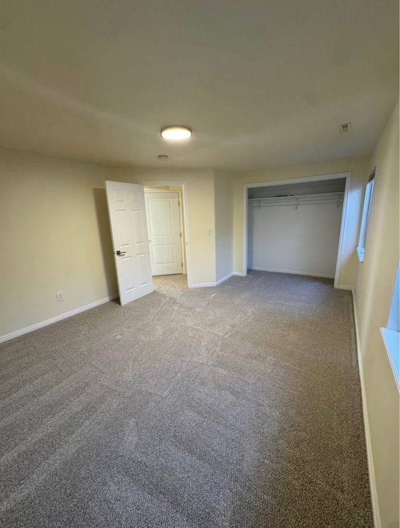 Apartment for rent at 3988 S Lake Vista Dr, Saratoga Springs, UT 84045