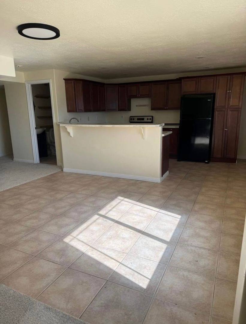 Apartment for rent at 3988 S Lake Vista Dr, Saratoga Springs, UT 84045