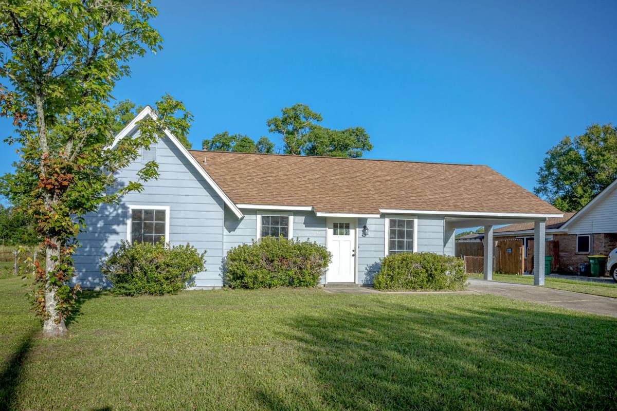House for rent at 6672 Cortez Circle, Ocean Springs, MS 39564