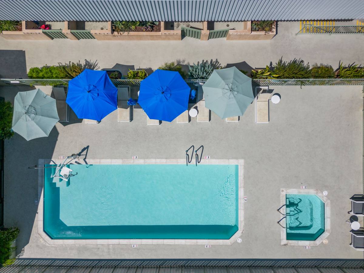 Apartment for rent at 751 Valencia St, Los Angeles, CA 90017