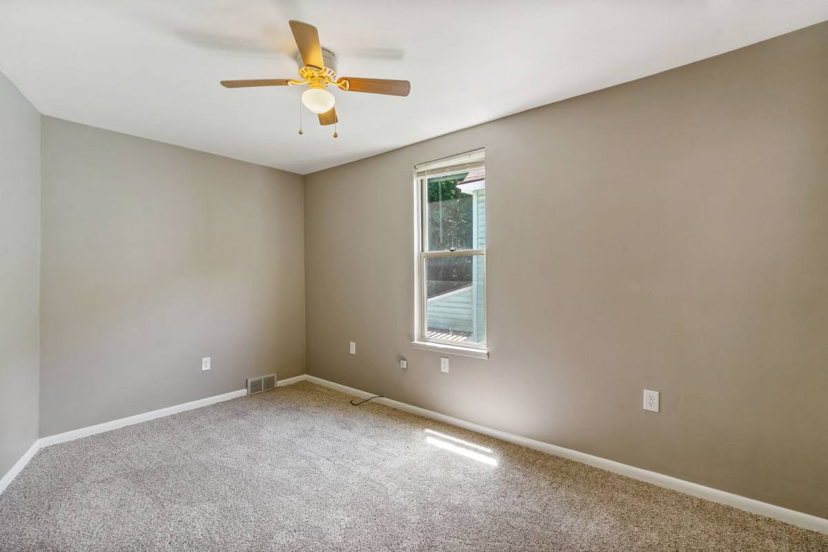 House for rent at 1231 Adon St, Pittsburgh, PA 15204