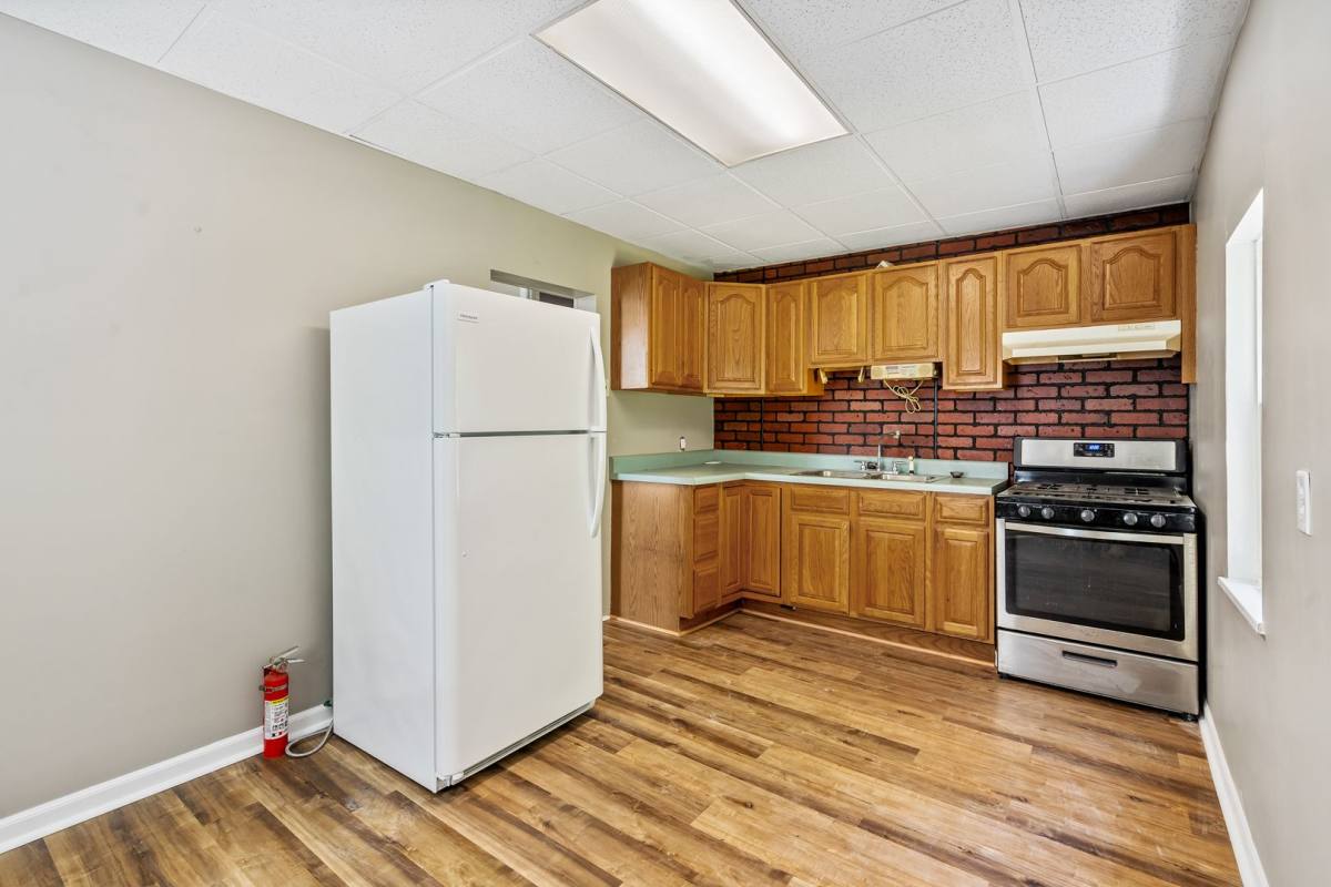 House for rent at 1231 Adon St, Pittsburgh, PA 15204