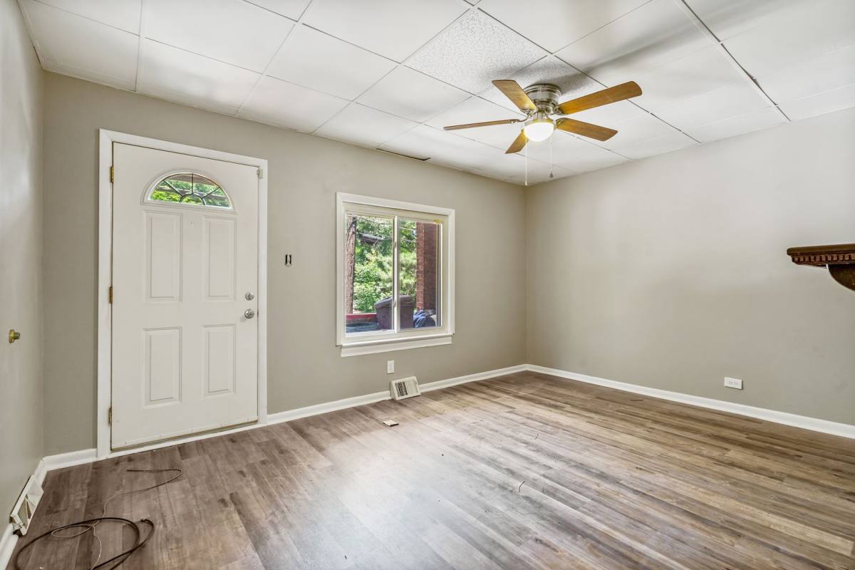 House for rent at 1231 Adon St, Pittsburgh, PA 15204