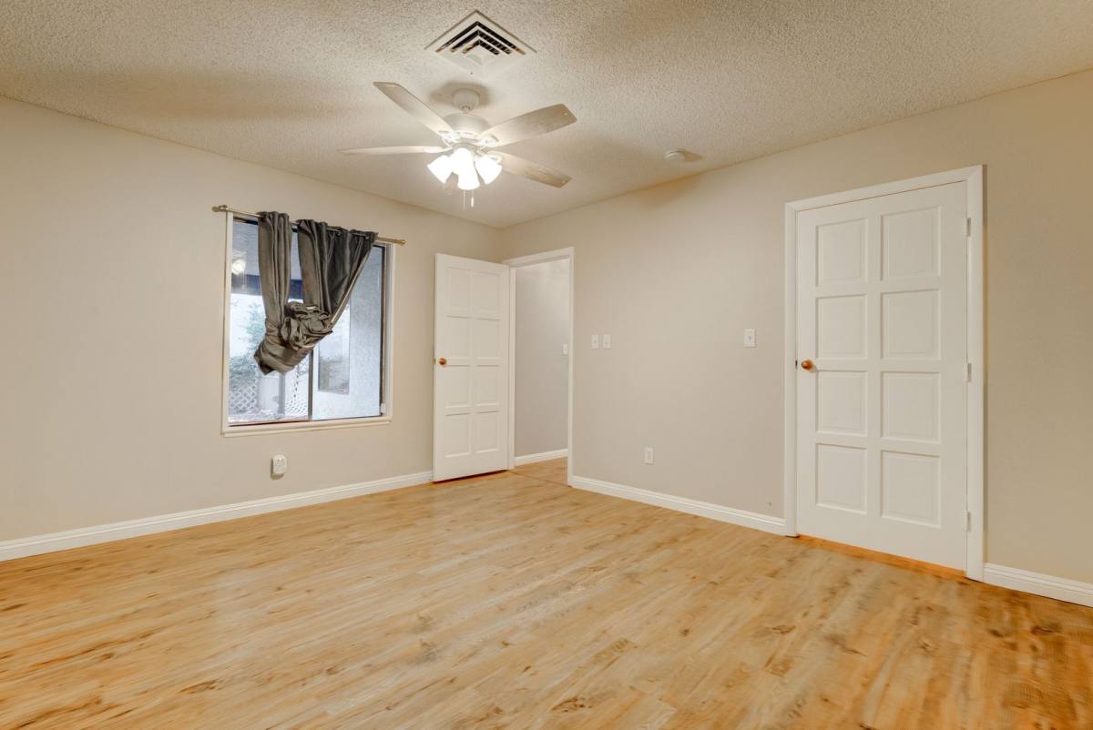 House for rent at 2204 Plaza Del Robles, Las Vegas, NV 89102