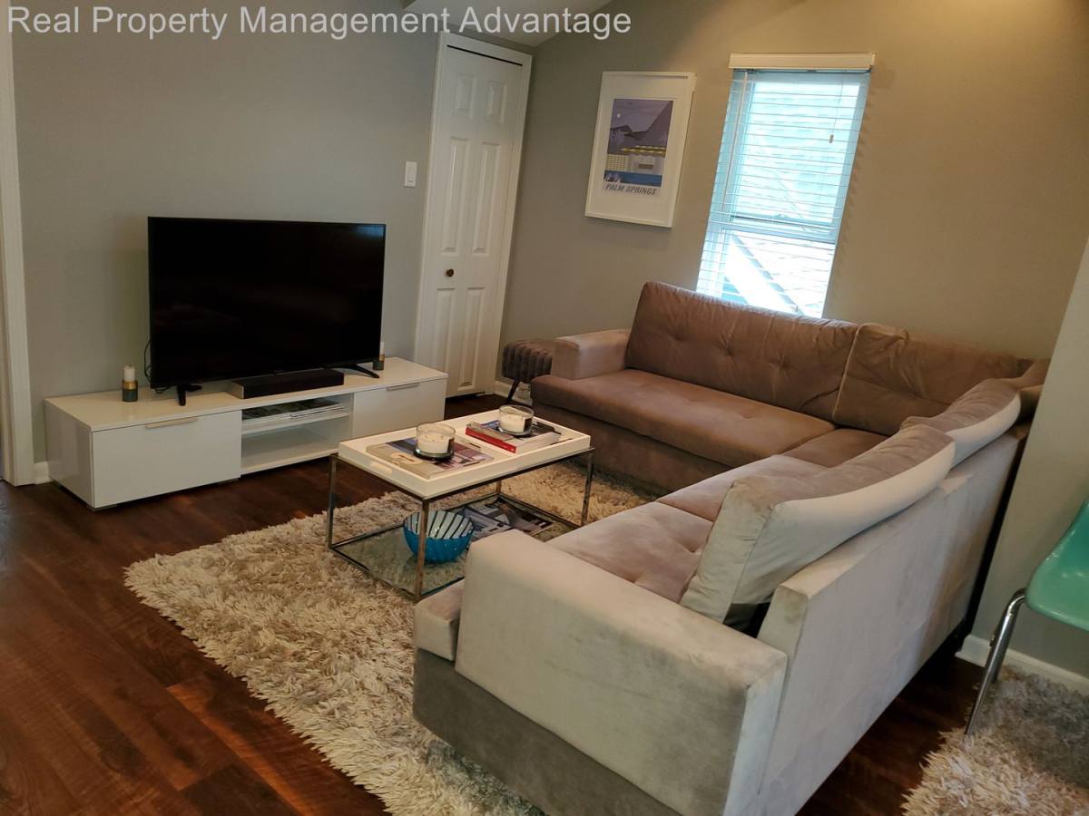 Apartment for rent at 340 E Cambourne St, Ferndale, MI 48220