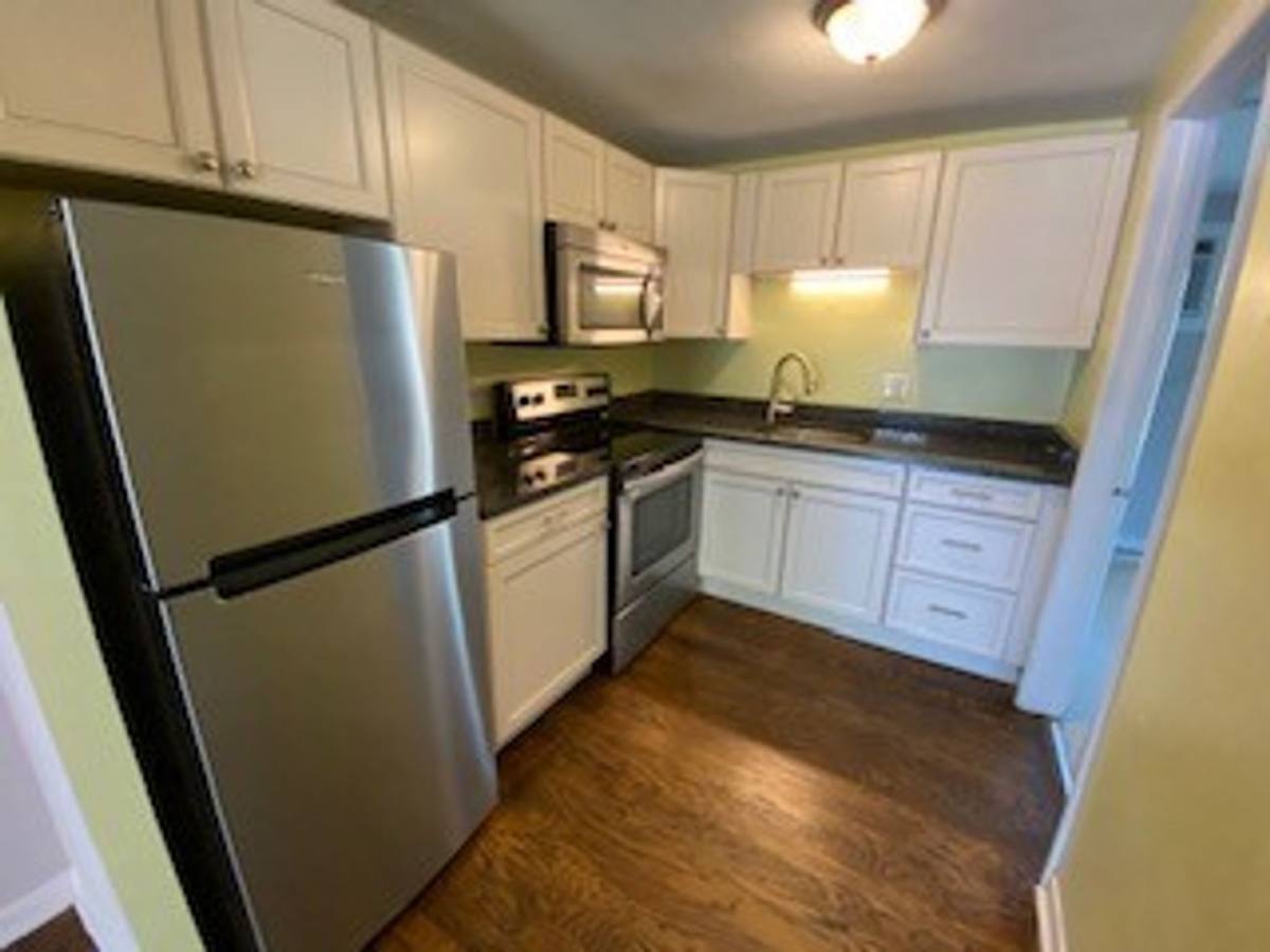 Apartment for rent at 2910 Rubideaux St, Tampa, FL 33629