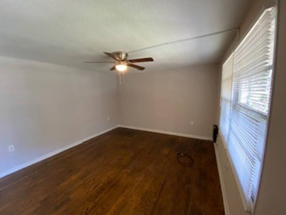 Apartment for rent at 2910 Rubideaux St, Tampa, FL 33629