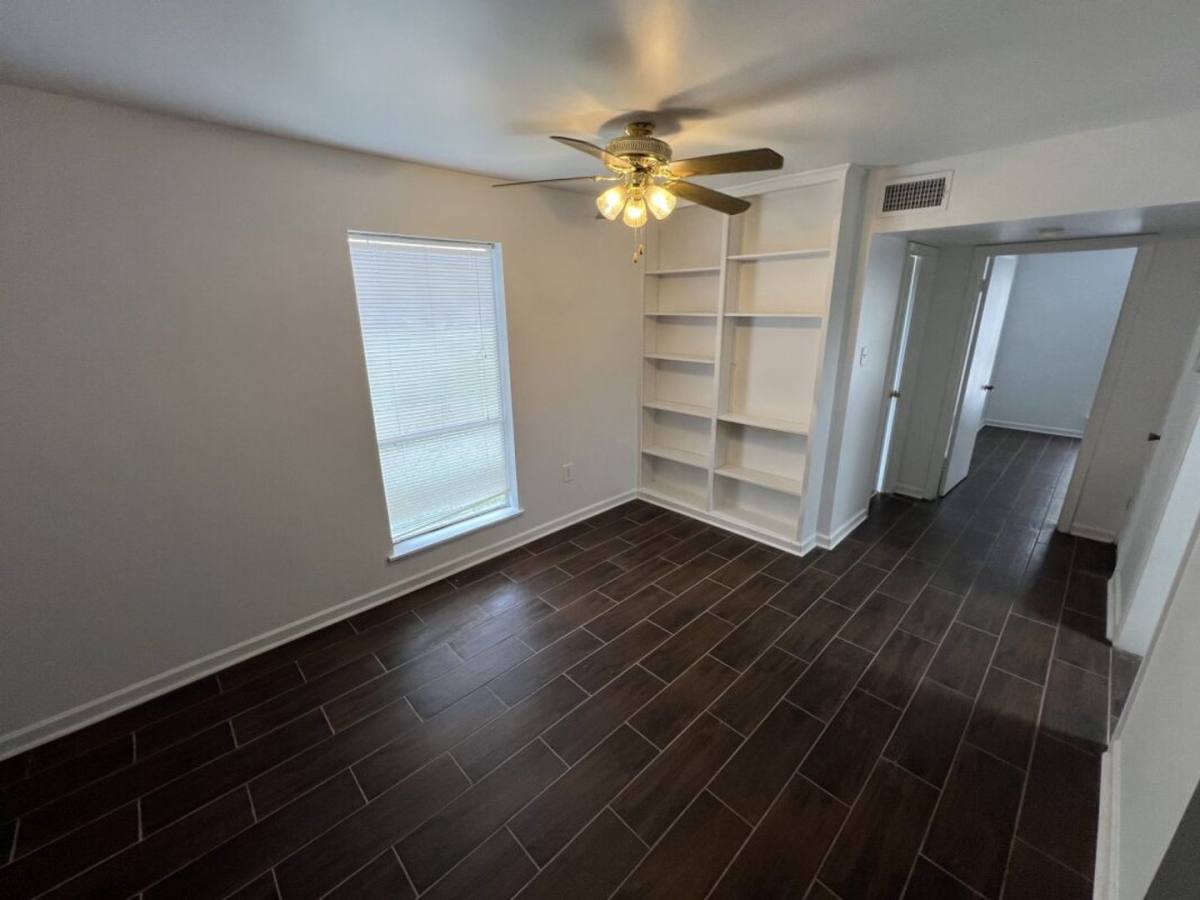 Apartment for rent at 4547 Alvin Dark, Baton Rouge, LA 70820