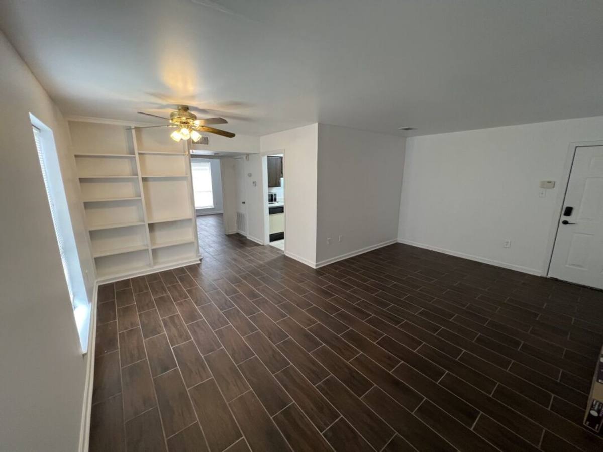 Apartment for rent at 4547 Alvin Dark, Baton Rouge, LA 70820