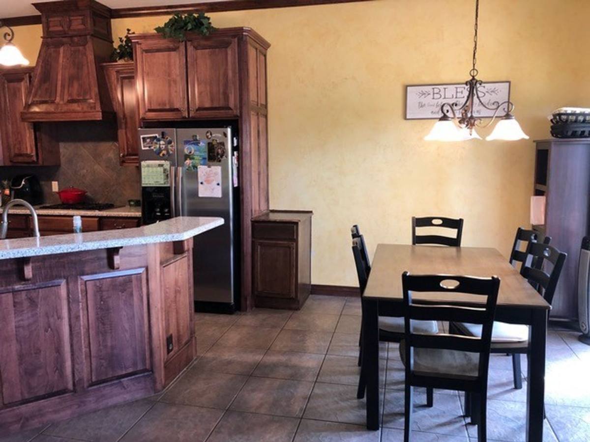 House for rent at 3209 Songwood Dr, Edmond, OK 73003