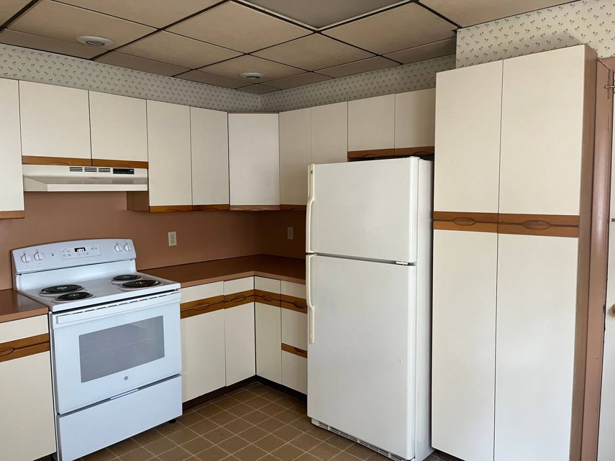 Apartment for rent at 940 Woodlawn St, Scranton, PA 18509