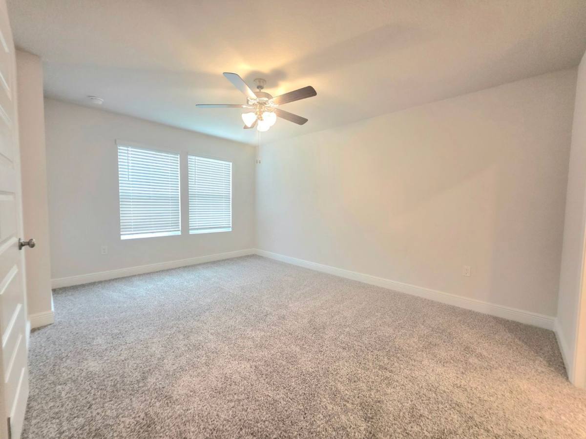 Townhouse for rent at 1306 Leeway Dr, Pensacola, FL 32507