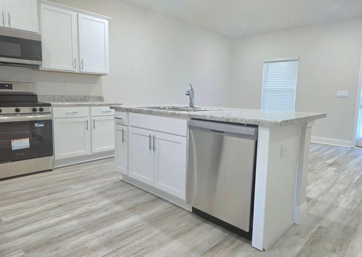 Townhouse for rent at 1306 Leeway Dr, Pensacola, FL 32507