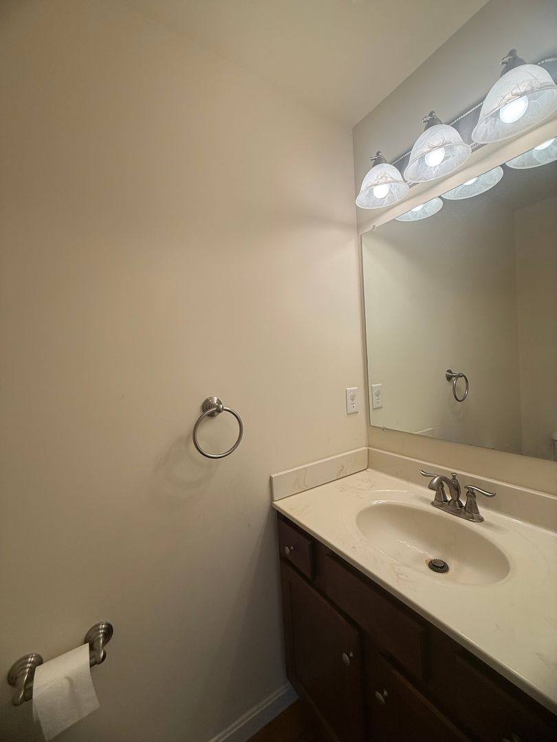 Townhouse for rent at 16 Brook Side Dr, Carlisle, PA 17013