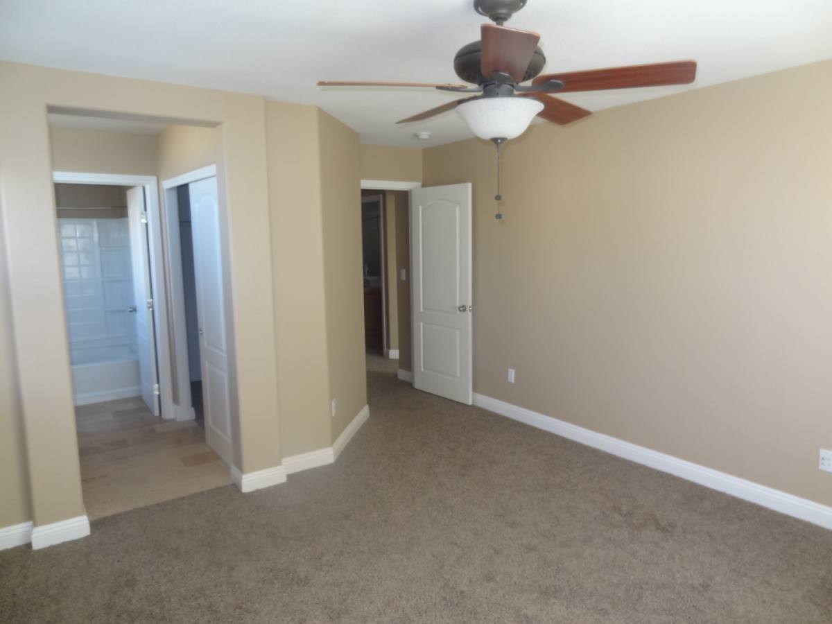 House for rent at 10402 September Flower St, Las Vegas, NV 89183