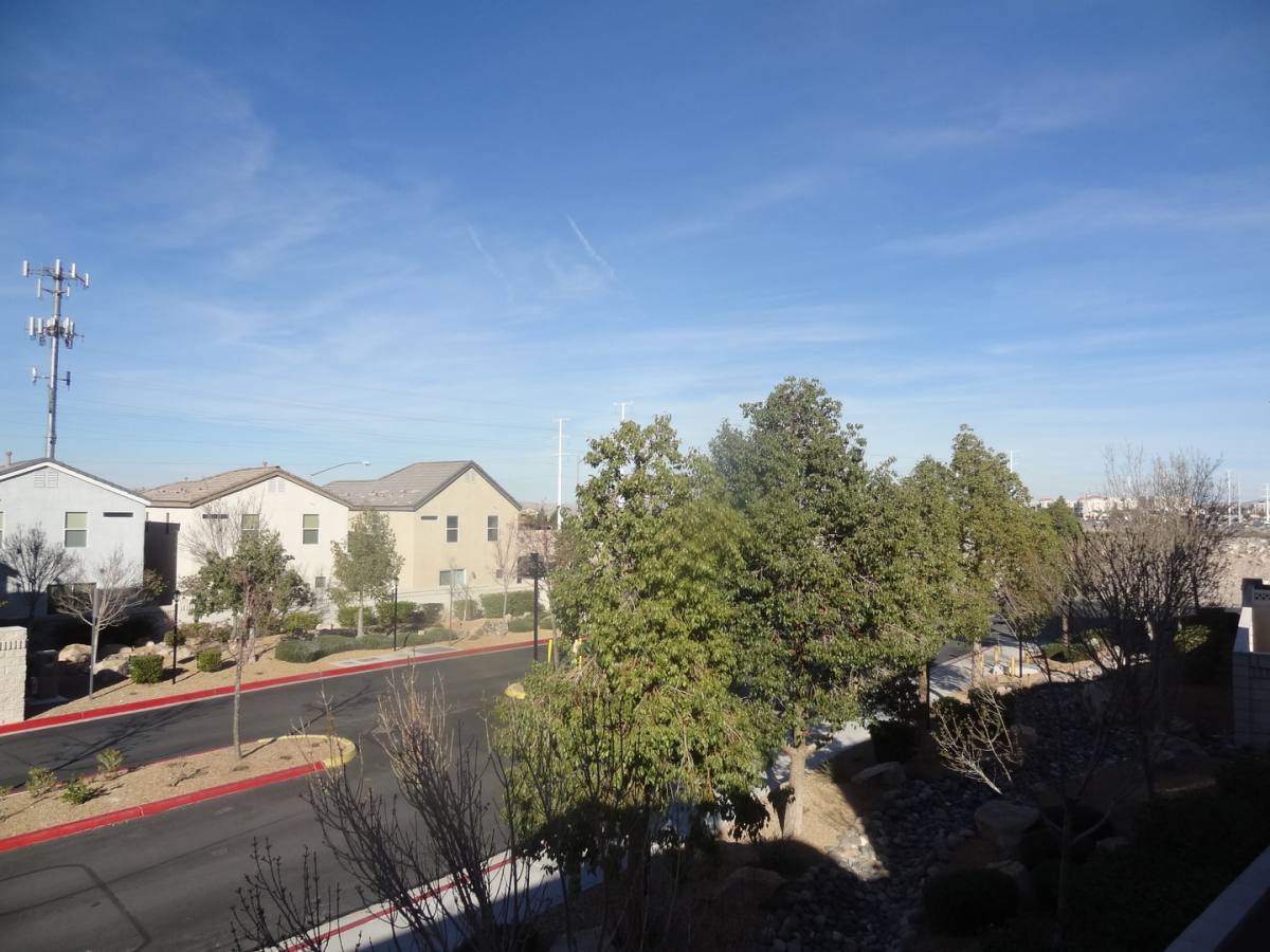 House for rent at 10402 September Flower St, Las Vegas, NV 89183