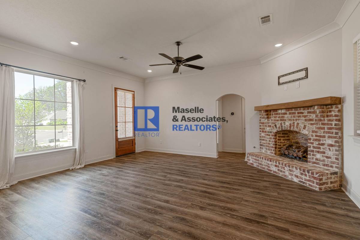 House for rent at 509 Silver Hill Dr, Pearl, MS 39208