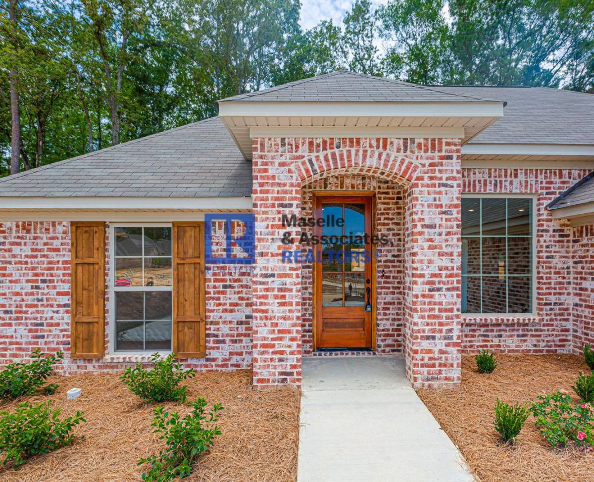 House for rent at 509 Silver Hill Dr, Pearl, MS 39208