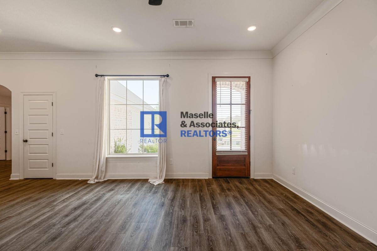 House for rent at 509 Silver Hill Dr, Pearl, MS 39208