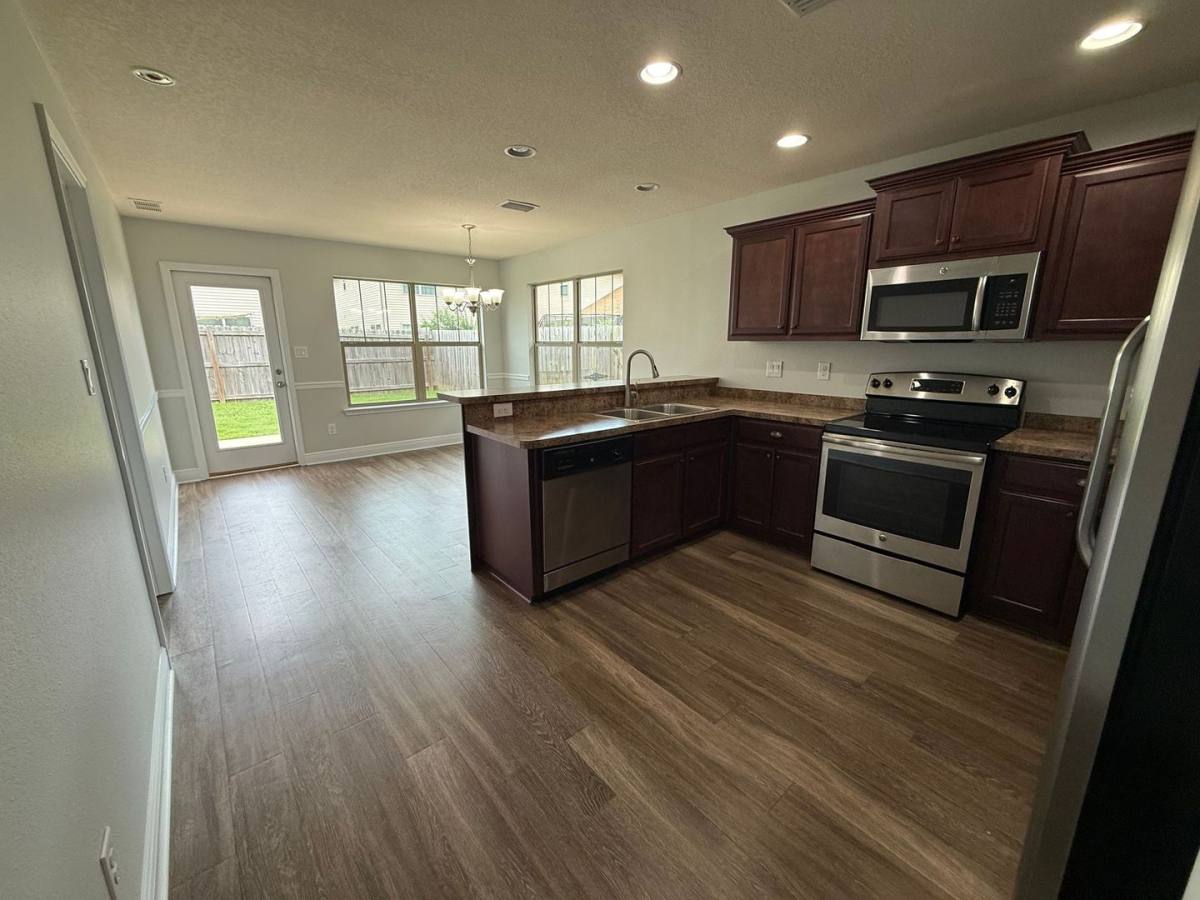 House for rent at 3881 Weatherstone Circle, Pensacola, FL 32507