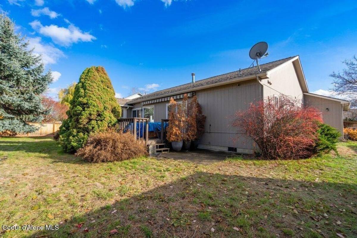 House for rent at 5905 N Stafford Rd, Coeur D Alene, ID 83815