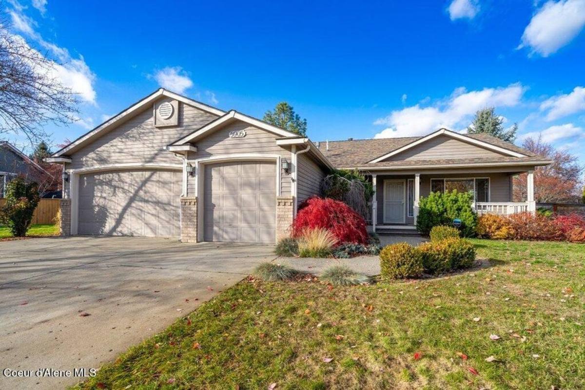 House for rent at 5905 N Stafford Rd, Coeur D Alene, ID 83815