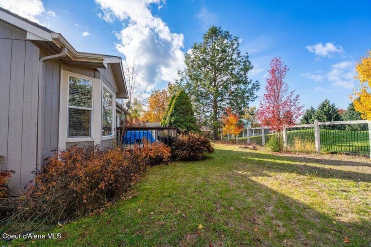 House for rent at 5905 N Stafford Rd, Coeur D Alene, ID 83815