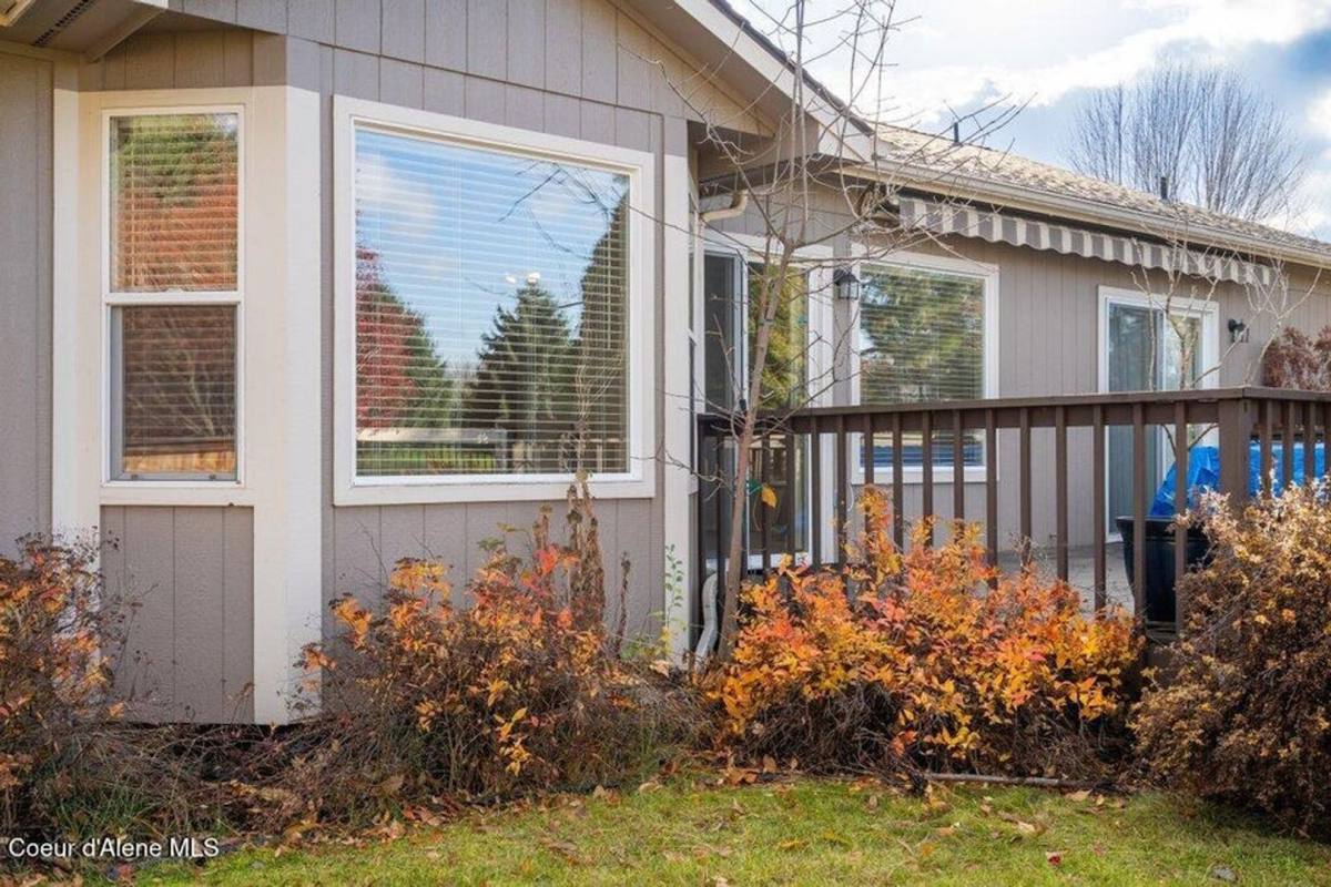 House for rent at 5905 N Stafford Rd, Coeur D Alene, ID 83815