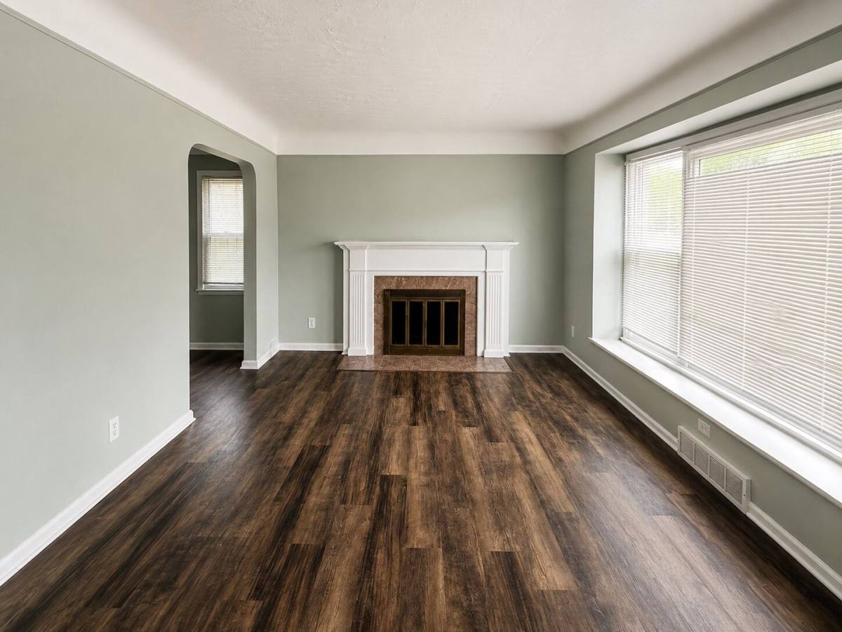 House for rent at 13693 Edmore Dr, Detroit, MI 48205