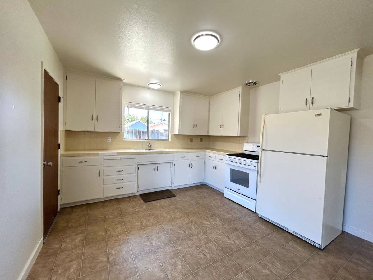 House for rent at 960 Suiter St, Hollister, CA 95023
