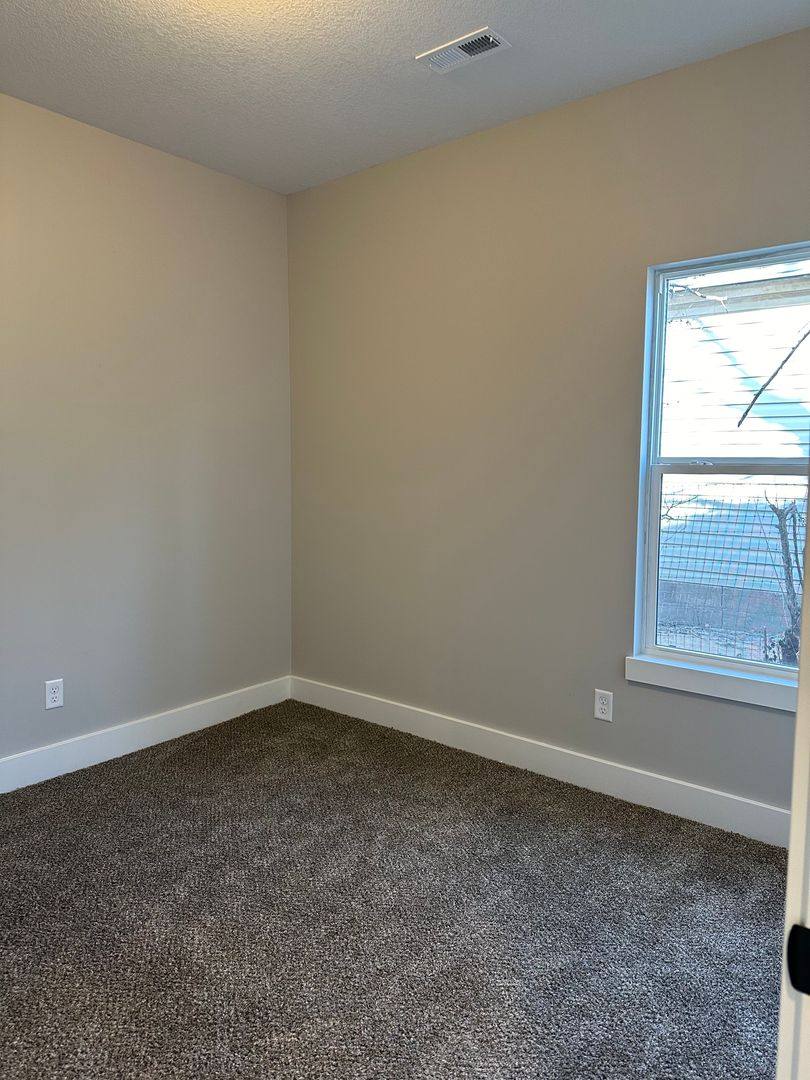 Apartment for rent at 2936 W Murdock, Wichita, KS 67203