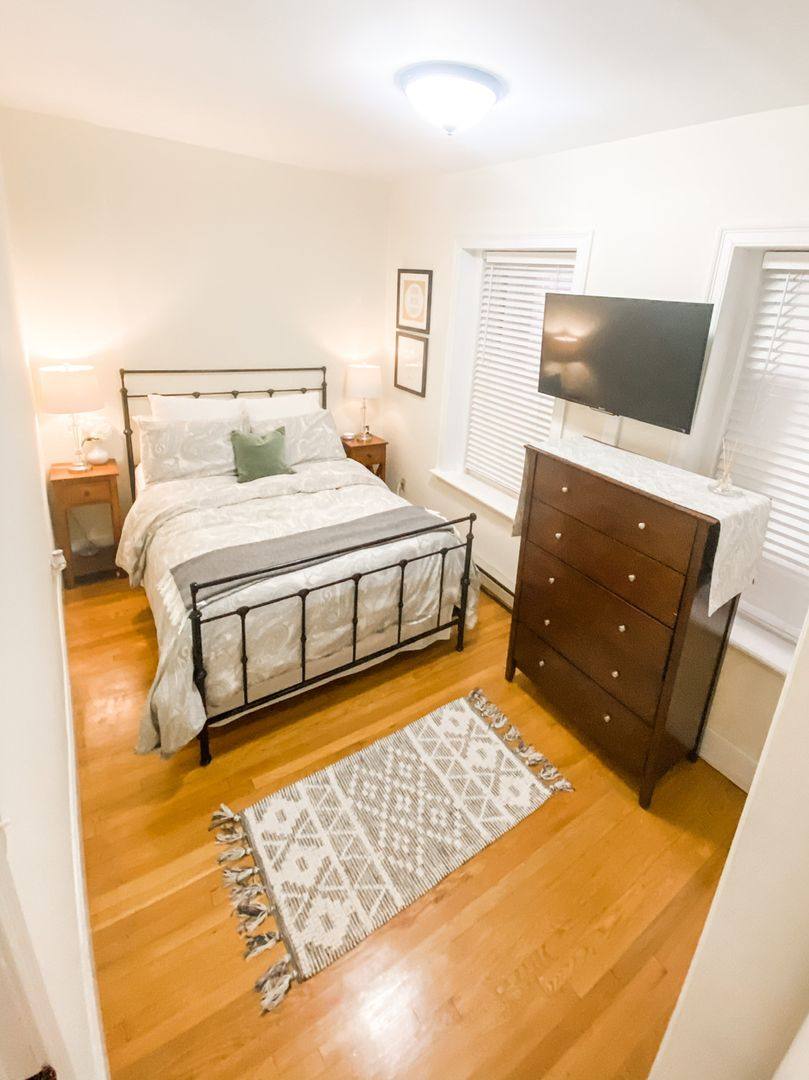 Apartment for rent at 88 W Cedar #D, Boston, MA 02114