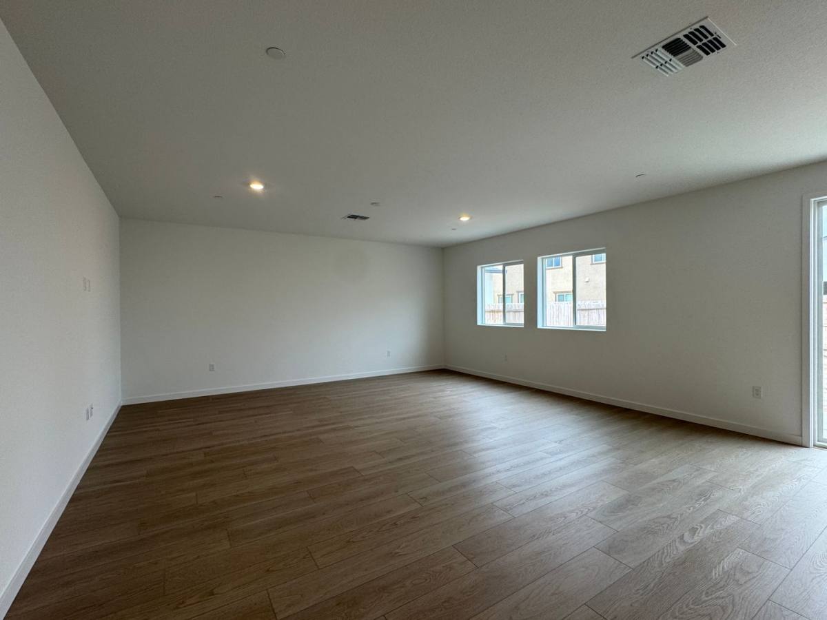 House for rent at 10962 Admiral Cove Way, Stockton, CA 95219
