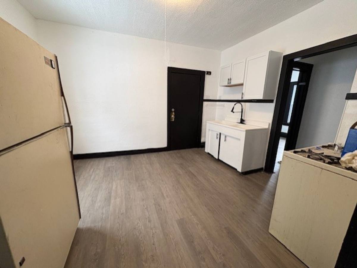 Apartment for rent at 3611 E 147 St, Cleveland, OH 44120