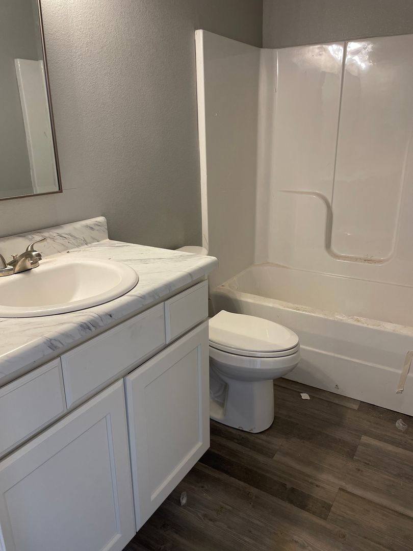 Apartment for rent at 418 N 20th St, Van Buren, AR 72956
