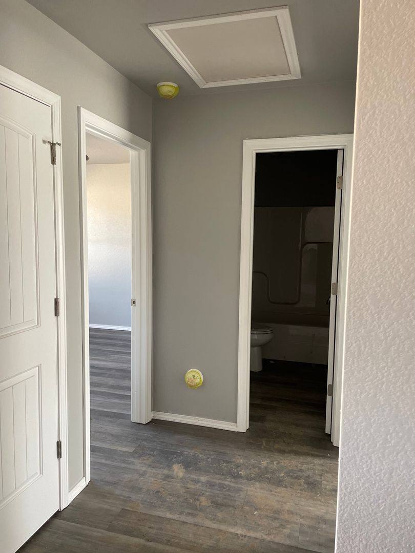 Apartment for rent at 418 N 20th St, Van Buren, AR 72956