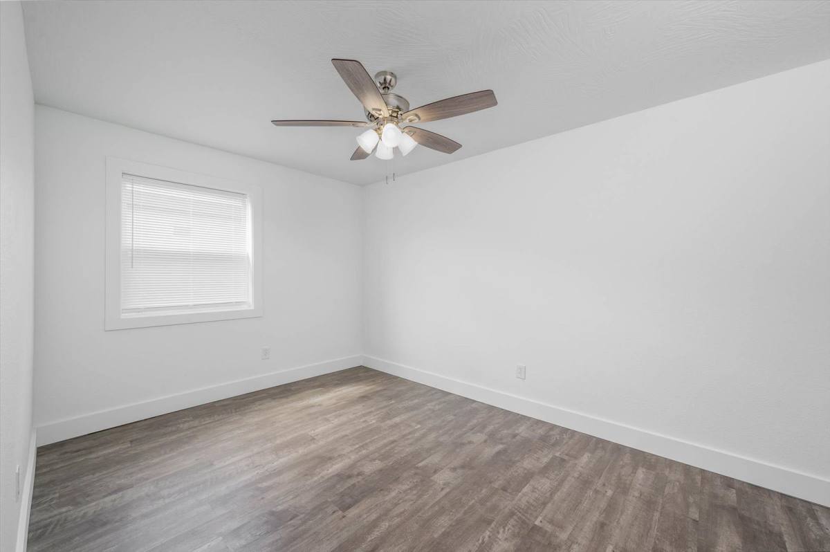 Apartment for rent at 706 E Montclair, Springfield, MO 65807