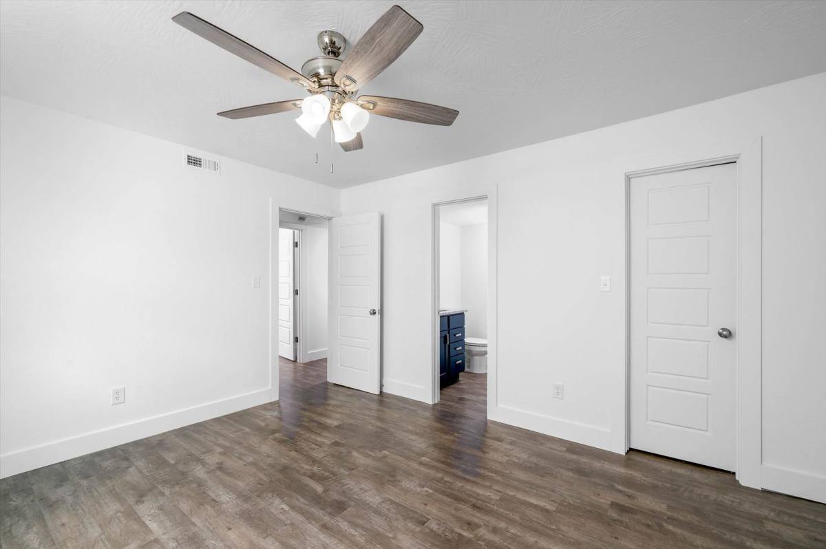 Apartment for rent at 706 E Montclair, Springfield, MO 65807